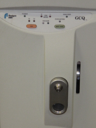 FINNIGAN MAT GCQ MASS SPECTROMETER / GAS CHROMATOGRAPH  