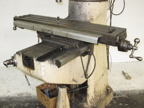 BRIDGEPORT VERTICAL MILL ACURITE DRO, 1.5 HP 9 X 42  