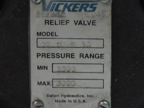 VICKERS CG 10 F 30 HYDRAULIC MANIFOLD PRESSURE RELIEF VALVE, NEW 