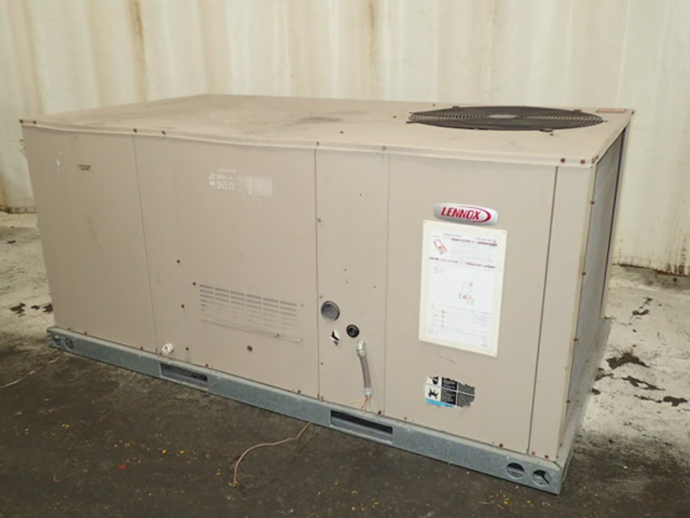 LENNOX TGA048B2DM1G AIR CONDITIONER 105,000 BTU 02171900012