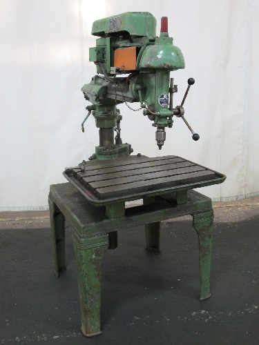 WALKER   TURNER 1716 3 RADIAL DRILL  