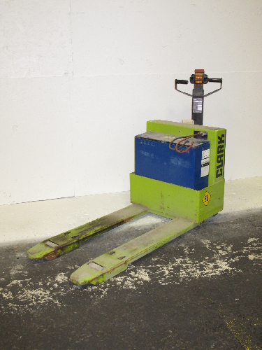 WP40 0826 PM8202 CLARK WP40 ELECTRIC PALLET JACK 4500 LBS  