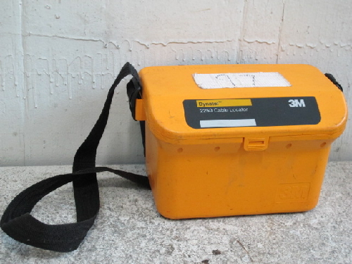 3M/DYNATEL 2250M UNDERGROUND CABLE/PIPE UTILITY LOCATOR  