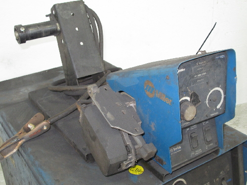 MILLER DELTAWELD 452 WELDER 450 AMP  