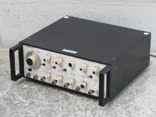 WAVETEK MODEL 166 50MHZ PULSE/FUNCTION GENERATOR  