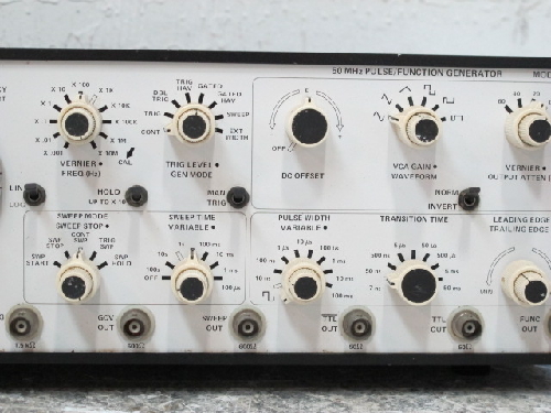 WAVETEK MODEL 166 50MHZ PULSE/FUNCTION GENERATOR  