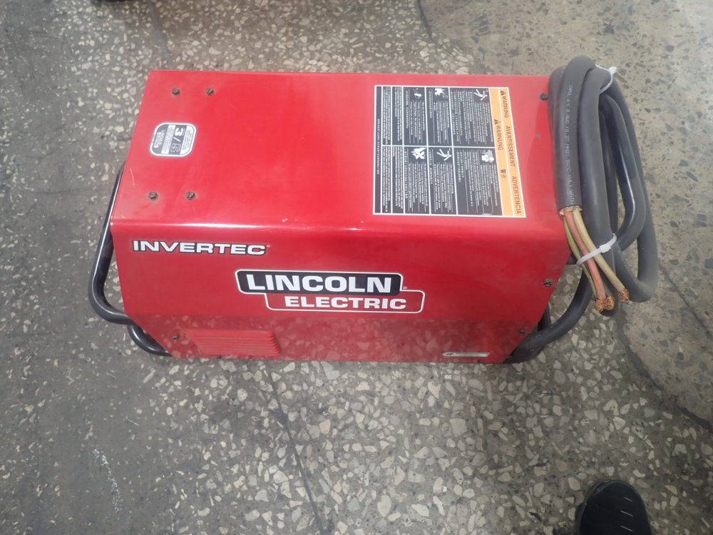 Used Lincoln Electric Lincoln Electric Invertec V Pro Welder