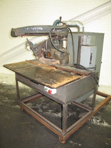 DEWALT GA RADIAL ARM SAW  